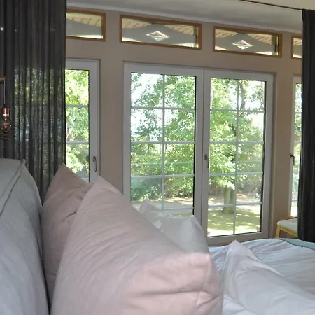 Strandvilla Waldhaus