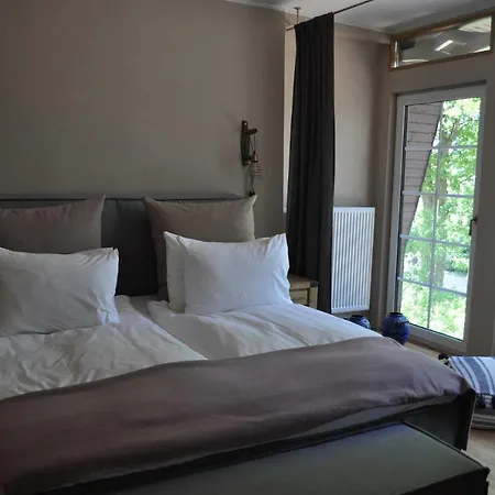 Strandvilla Waldhaus בולטנהאגן