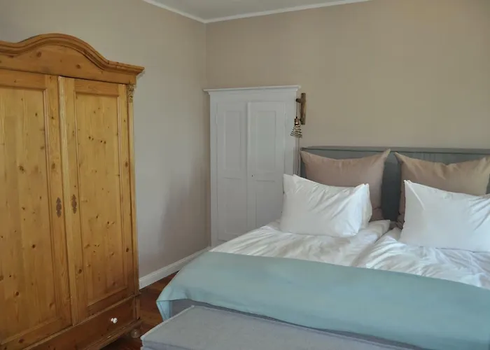 Strandvilla Waldhaus 公寓 *