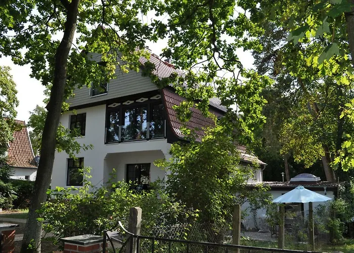 Strandvilla Waldhaus *