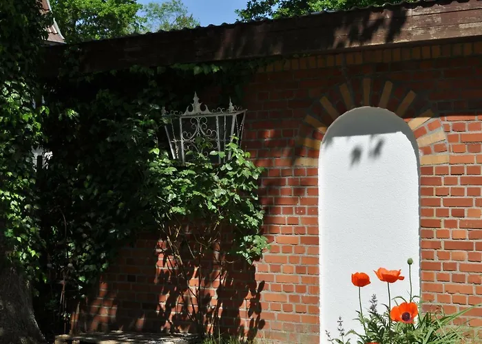 Strandvilla Waldhaus *